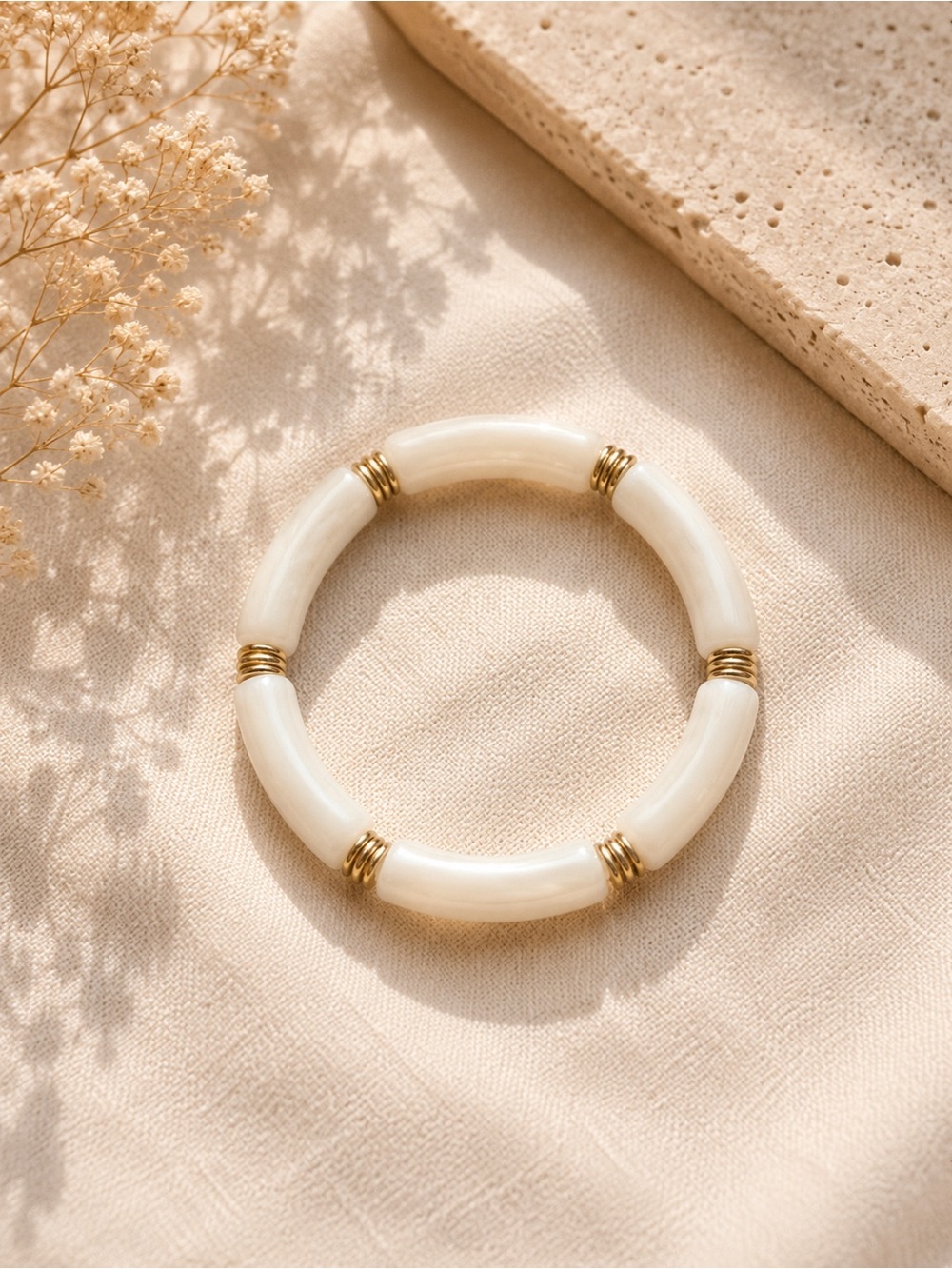 Elegant Cream and Gold Beaded Bracelet